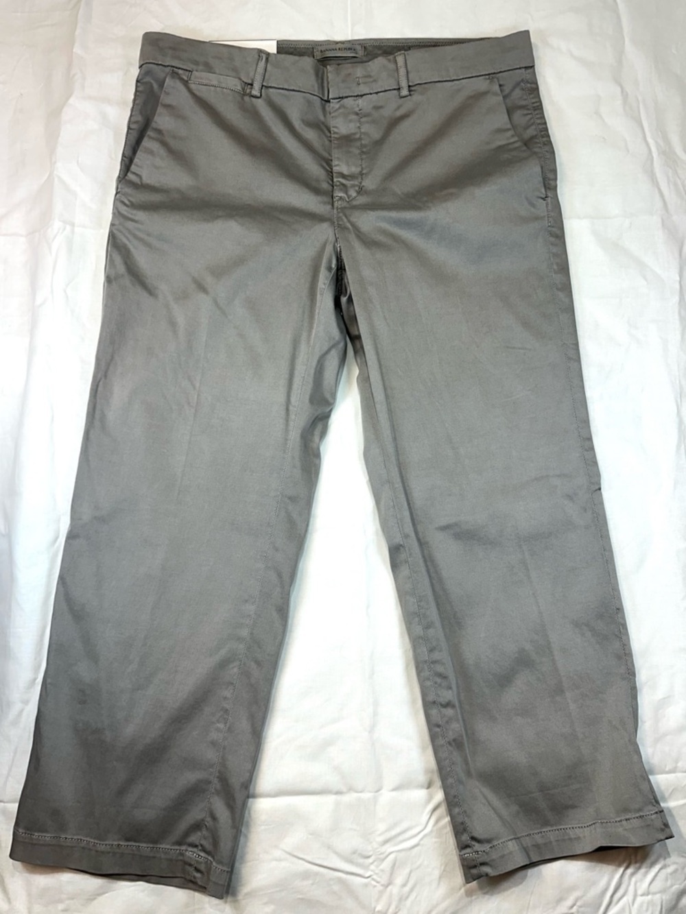 Banana Republic Light Gray Chino Pants NWT